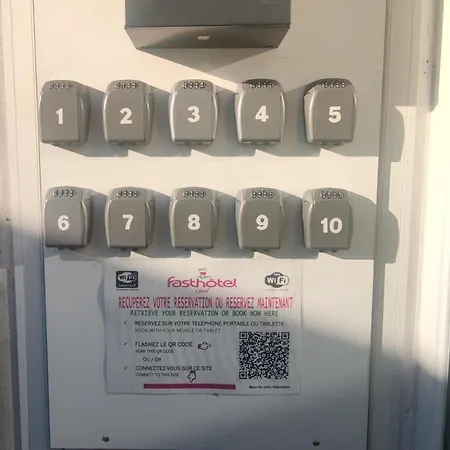 Fasthotel Отель Лаваль