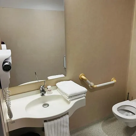 Fasthotel Лаваль