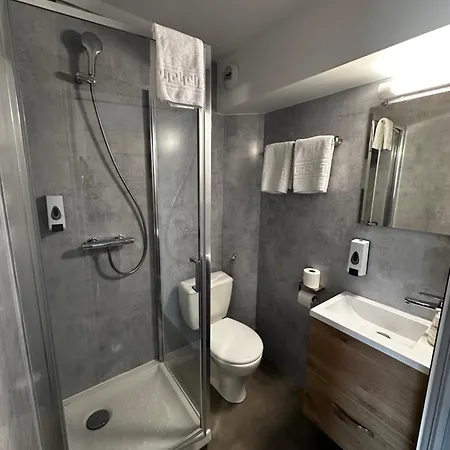Fasthotel 2* Laval (Mayenne)