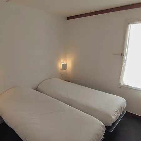 Fasthotel 2* Laval (Mayenne)